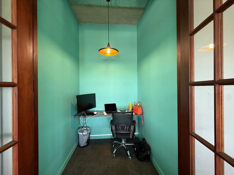 Prime Penthouse Office Space Available for Lease in Parkhurst - Photo 10