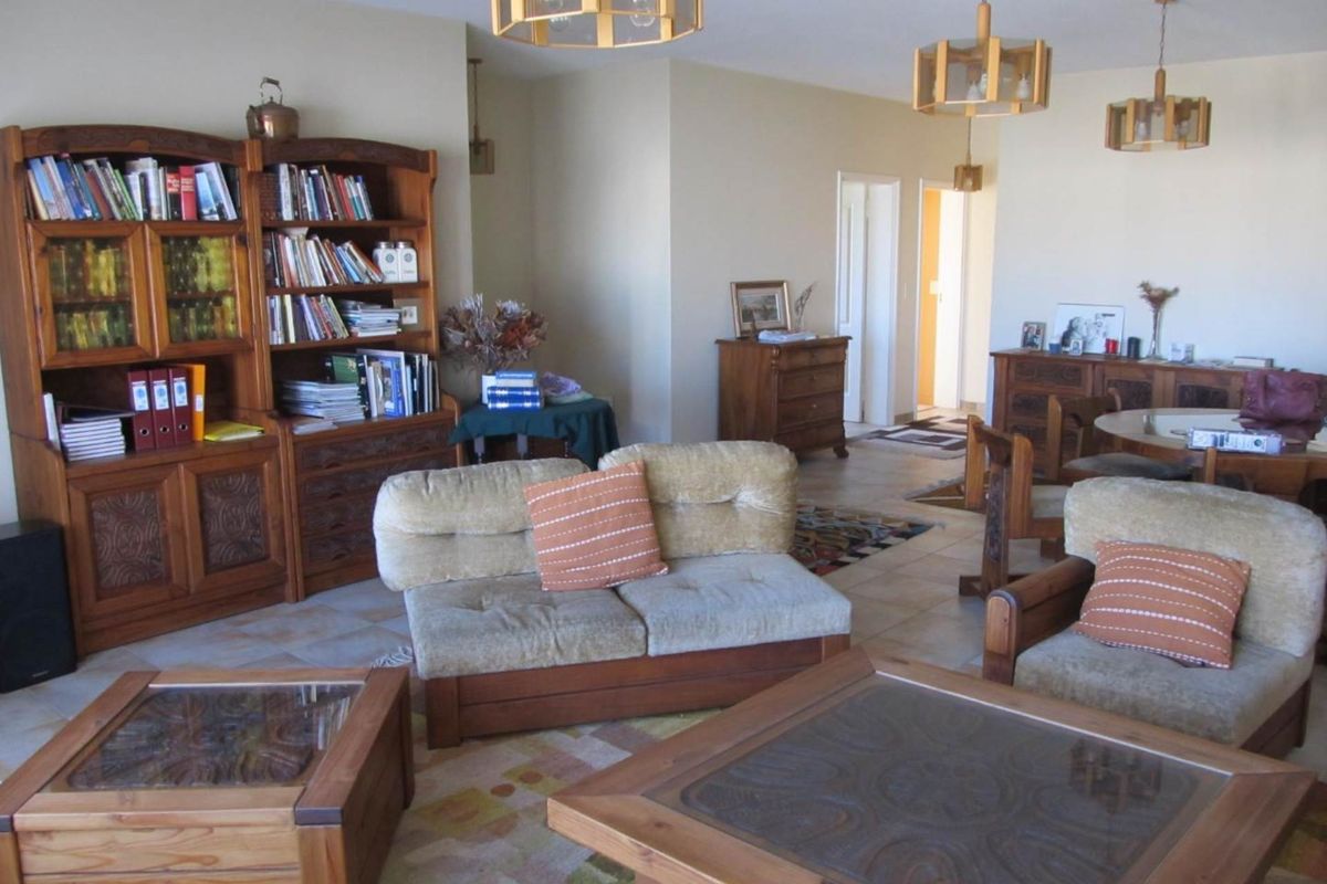 Swakopmund-CBD N$ 2.2 Mil - Photo 5