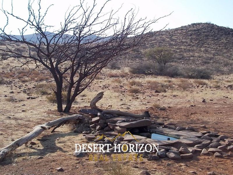 Namibia | Ideal Investment Opportunity: Farm with Versatile Infrastructure - Photo 2