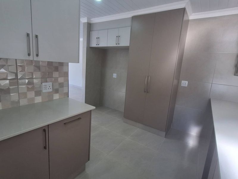 3 Bedroom Newly Built Duet for sale in Dana Bay - Photo 8