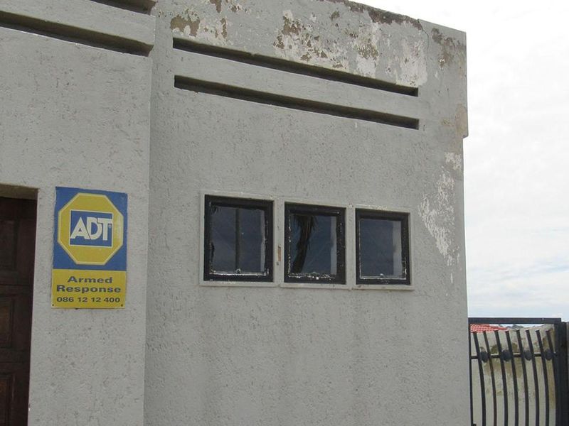 3 Bedroom House for sale in Mondeor - Photo 1