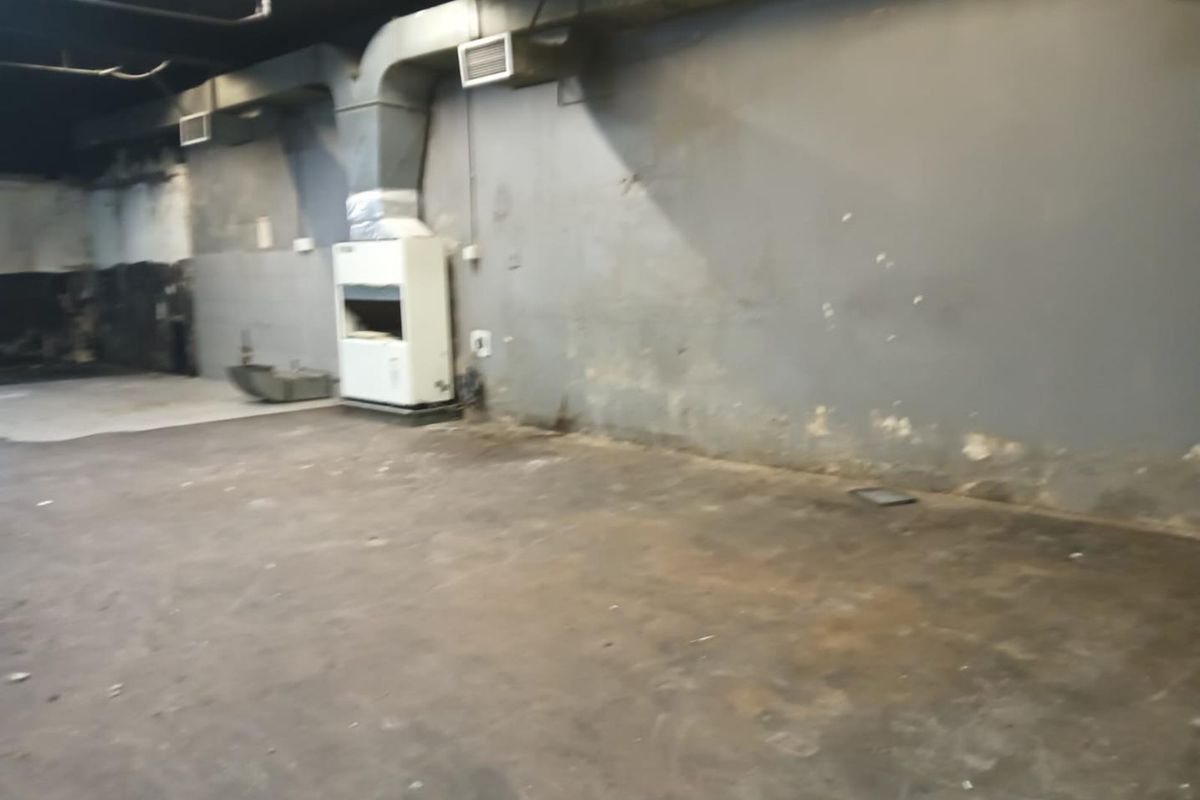 Shop to let in Durban CBD - Photo 5