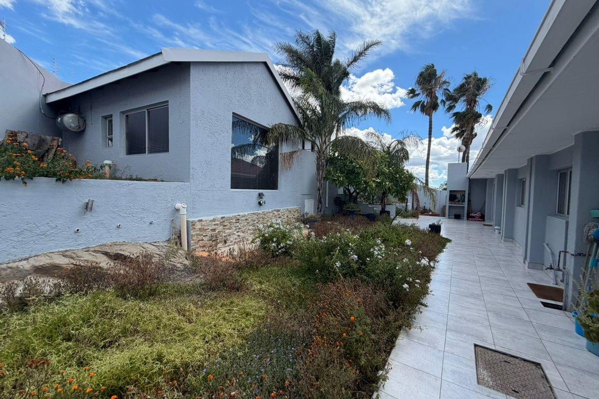 🏡 Beautiful Family Home for Sale – Eros, Windhoek - Photo 2