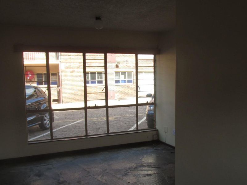 1 BEDROOM FLAT TO RENT IN PRETORIA WEST - Photo 2