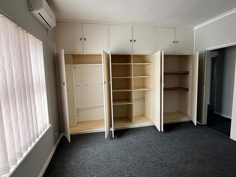 Business space to let in sort after Newton Park - Photo 8