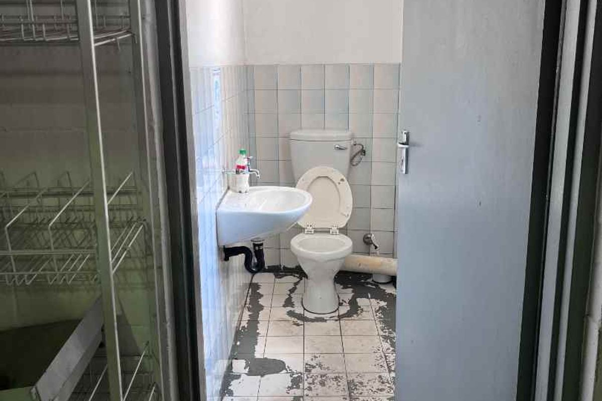 Prime Montague Gardens Warehouses: Spacious & Versatile - Photo 5