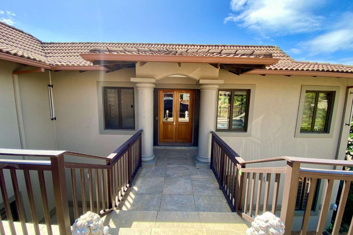 Hendra Estates - Stunning Freestanding Home In Security Estate In Prime La Lucia For Rent! - Photo 2