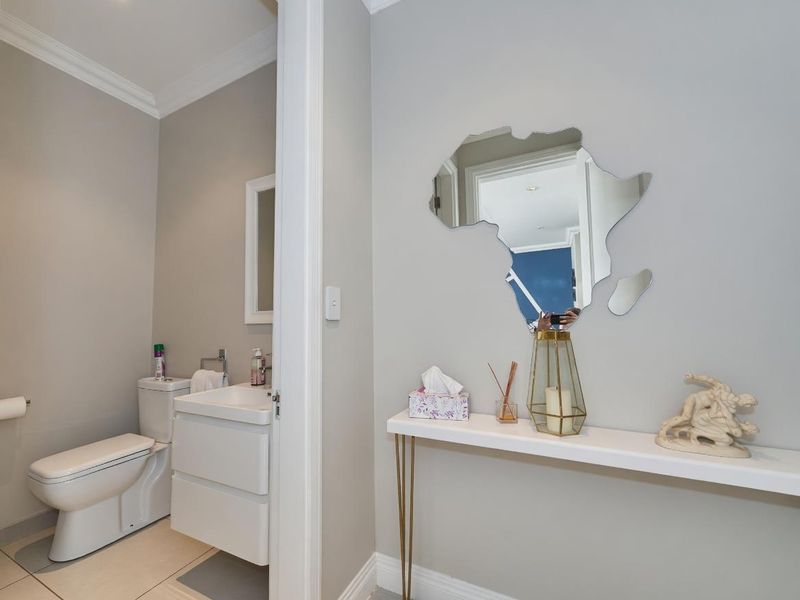 LONDON-STYLE FULLY FURNISHED GORGEOUS TOWNHOUSE FOR RENT IN THE HEART OF BRYANSTON!!!!! - Photo 4
