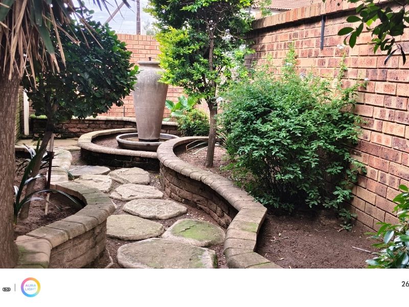 Pet Friendly Simplex for Sale - Photo 3