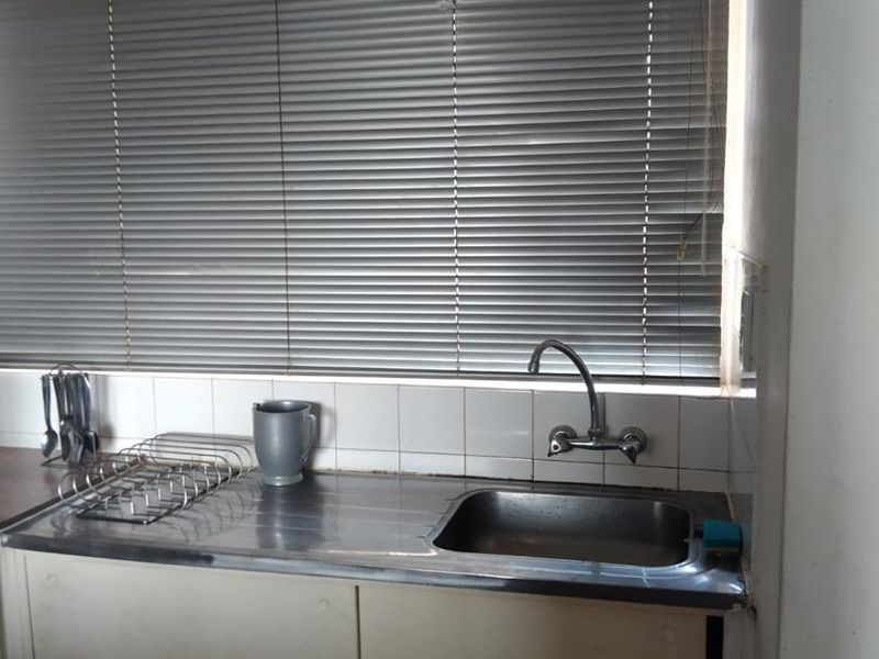 Spacious Apartment in La Montagne Pretoria East - Photo 7