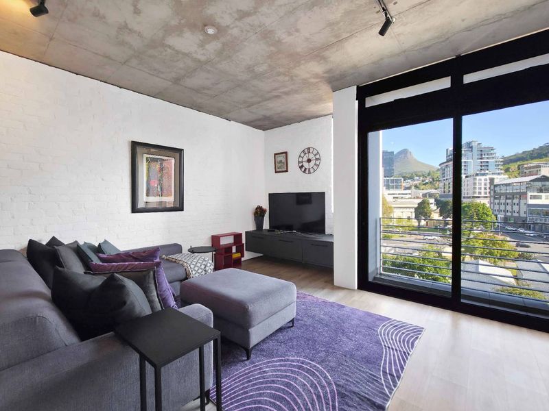 One bedroom apartment to rent in De Waterkant - Photo 9