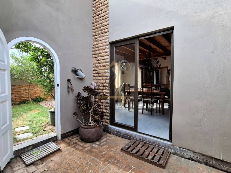 Spacious, Character-Filled Home with Dual Living Potential & Entertainer’s Appeal - Photo 8