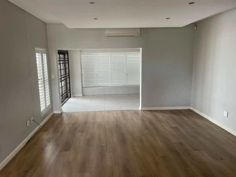 3 Bedroom Townhouse in Klein Windhoek for Sale - Photo 2