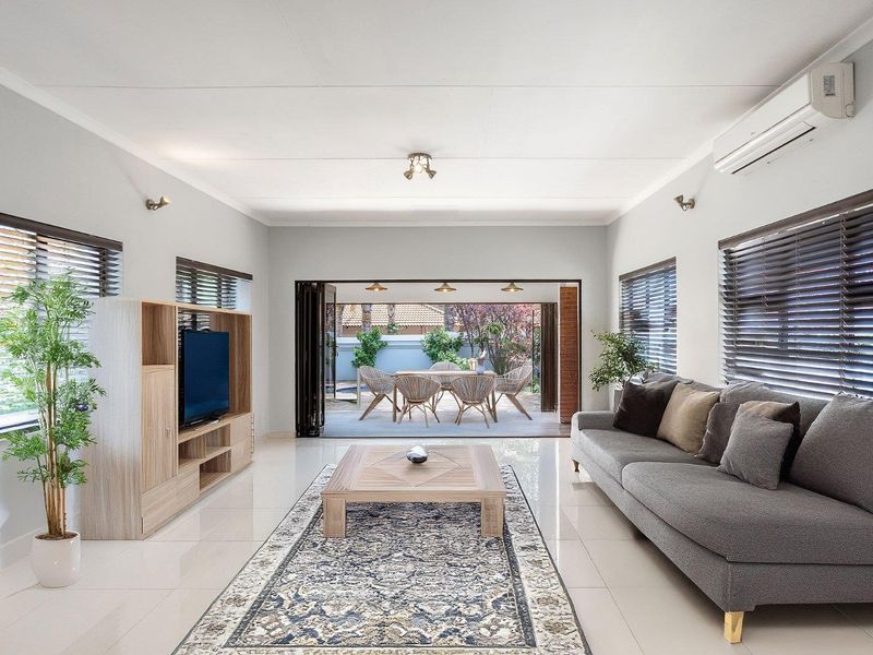 Luxury Modern Renovation in Sought-After Security Estate - Photo 7