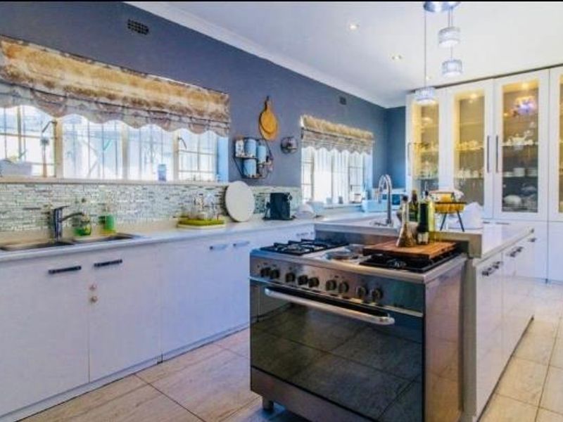 4 Bedroom House for Sale in Rewlatch Johannesburg - Photo 10