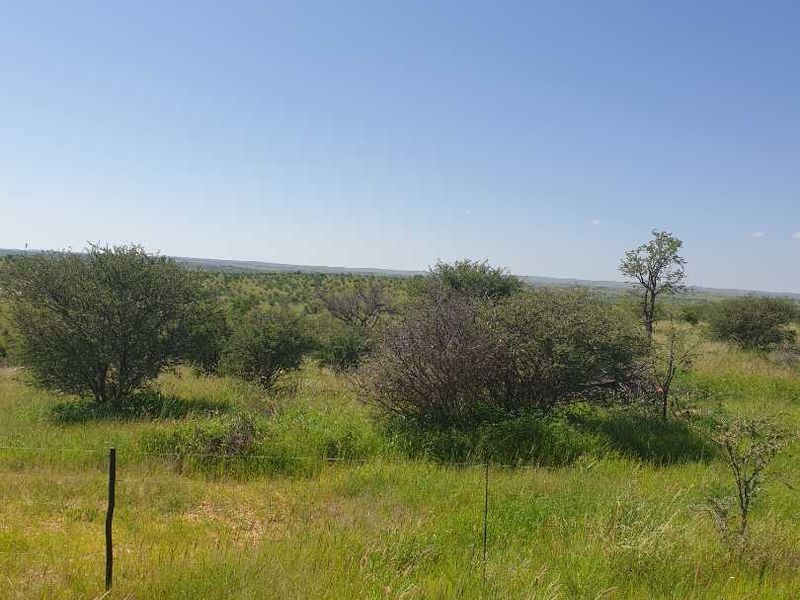 LIVE OFF THE GRID !!! 26.7km OUTSIDE WINDHOEK ! - Photo 4