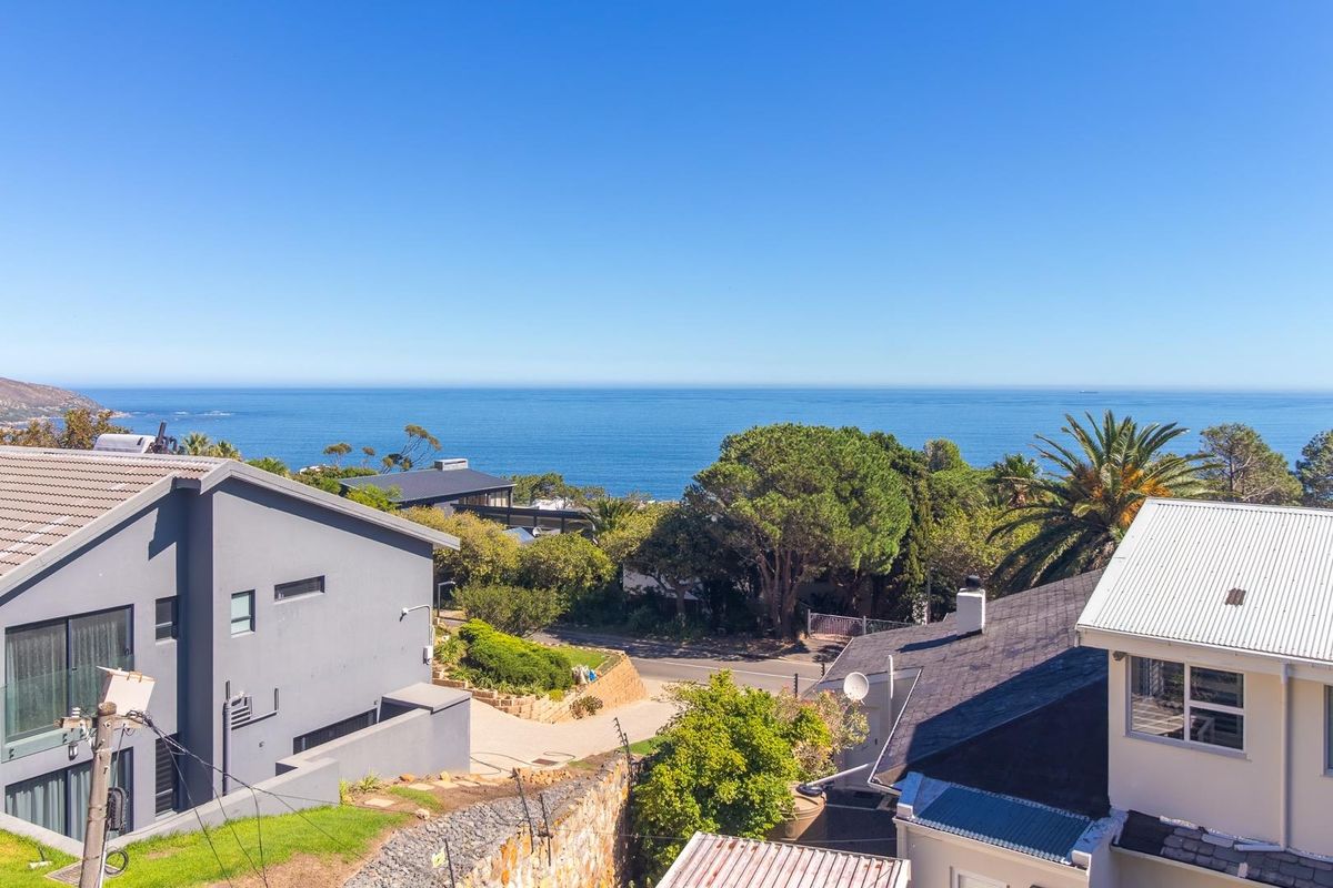 Awe-inspiring - Photo 2