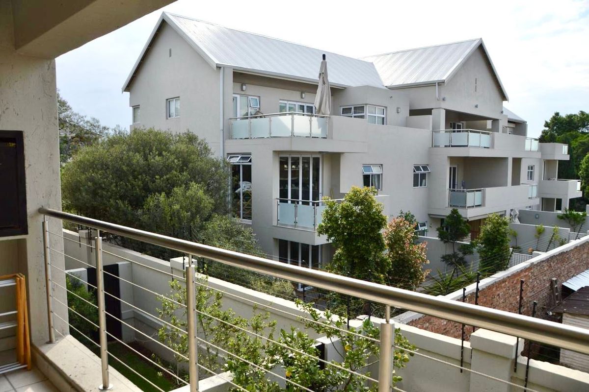 STUNNING DOUBLE VOLUME LOFT APARTMENT IN CRAIGHALL PARK - Photo 3