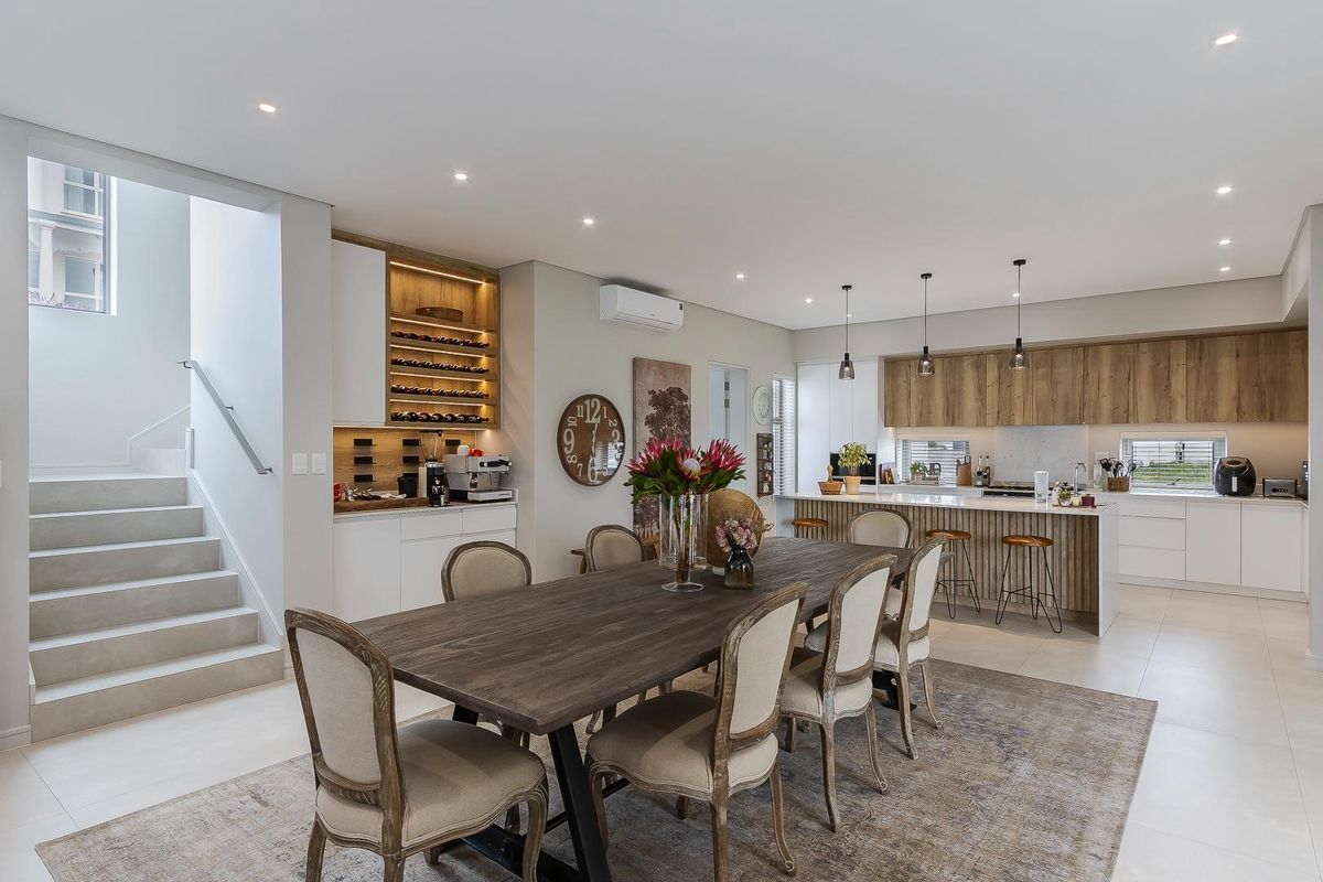 Elegant Family Home in Exclusive Westruther Estate, Paradyskloof – Stellenbosch - Photo 4