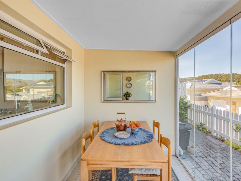 Sophisticated Simplex Living in an Exclusive Lifestyle Estate - Photo 6