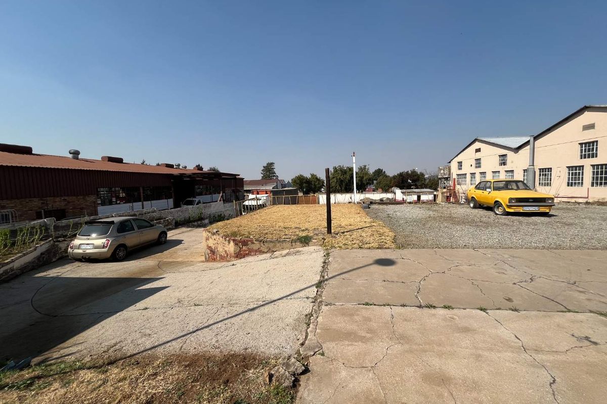 Industrial Land & Warehouse Available - Photo 4