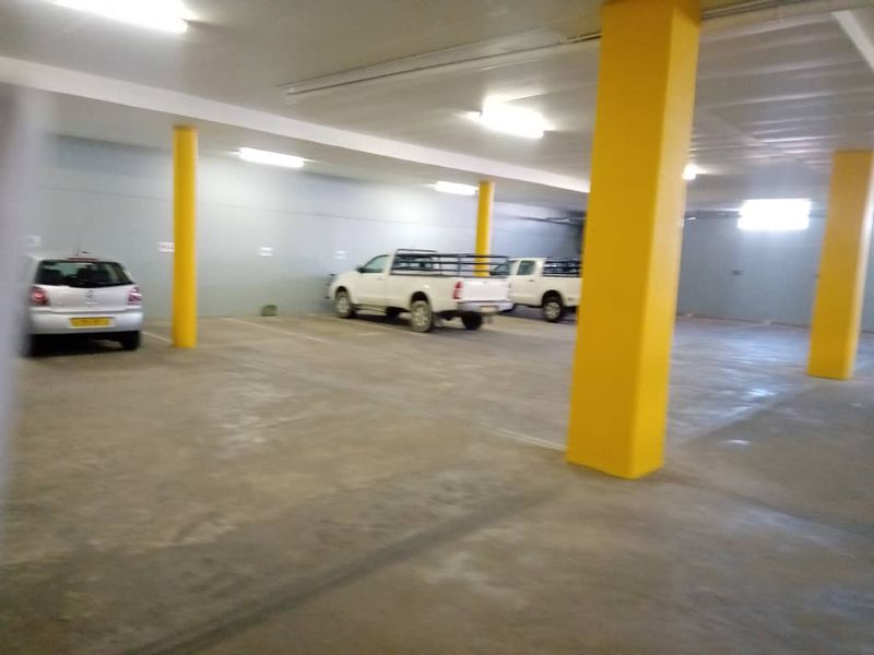 OFFICE FOR SALE - N$ 1 980 000 - Photo 3