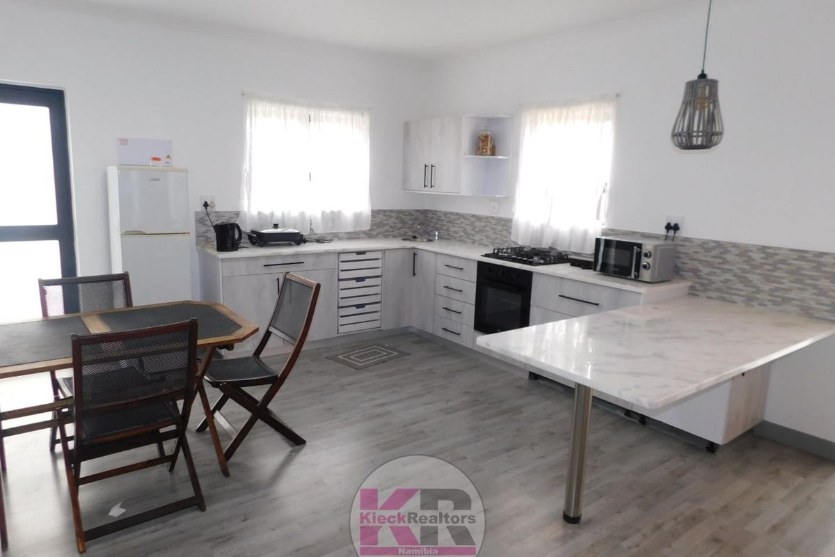 **Charming 3-Bedroom House for Sale in Henties Bay** - Photo 5