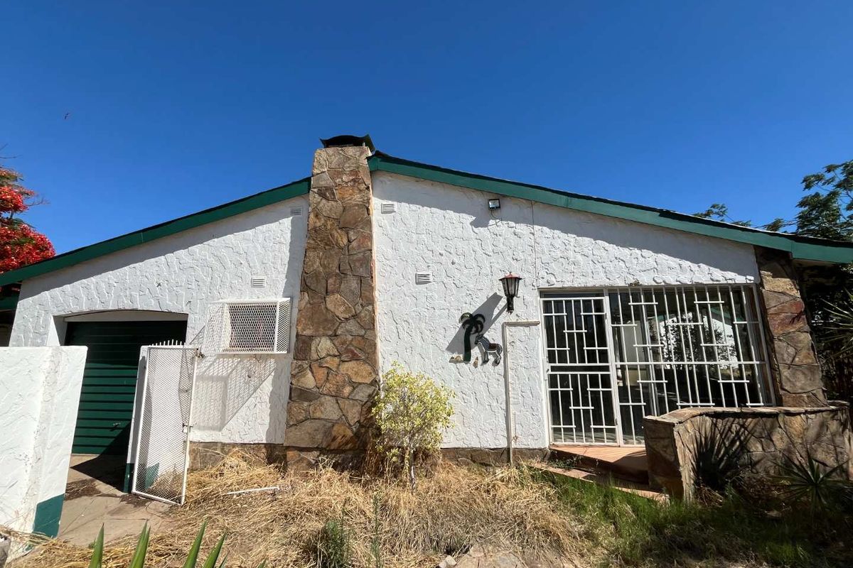 Erf 386 – A Renovator’s Dream With Massive Potential - Photo 4