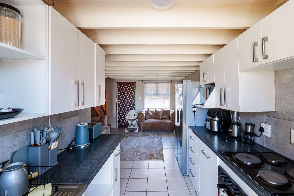 Starter Home - Walmer Link - Photo 4