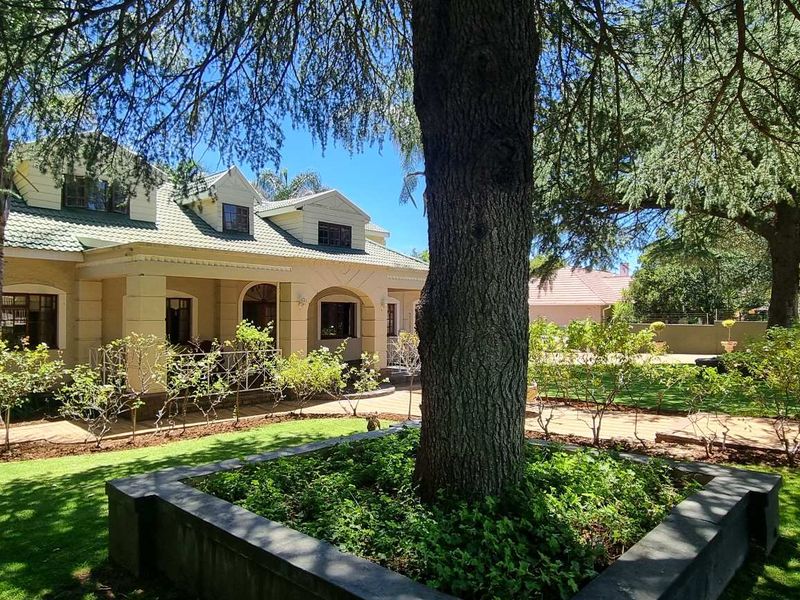 Spacious Living. Income Potential. Prime Location. - Photo 7