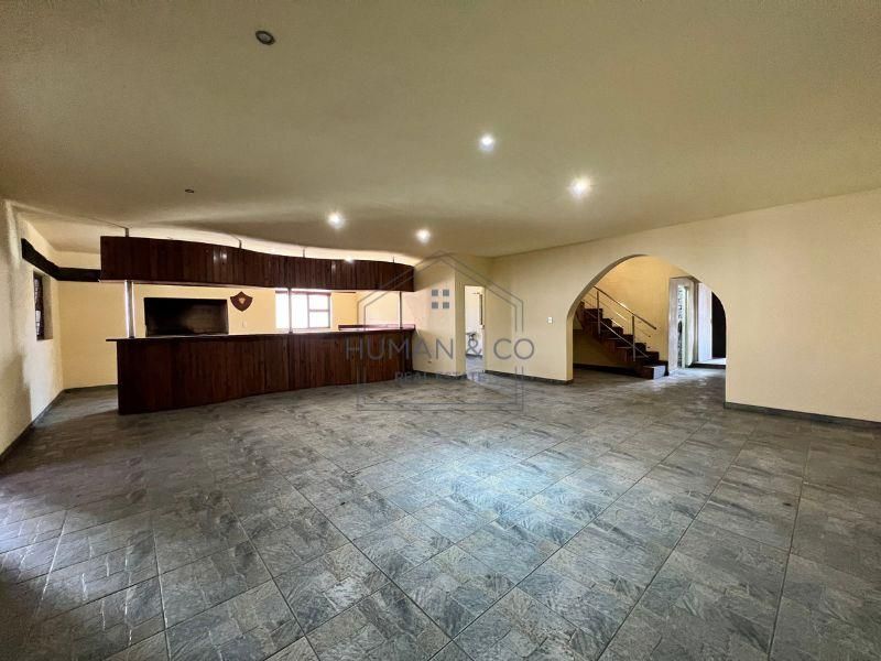 8 Bedroom house close to Harbour and Lagoon! - Photo 3