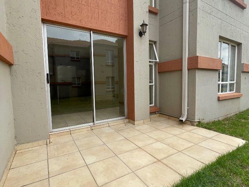 Ground Floor 2-Bedroom Apartment in Ormonde View Estates - Photo 10