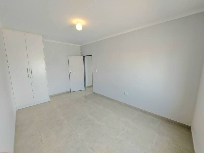 Newly Build Omdel home - Photo 8