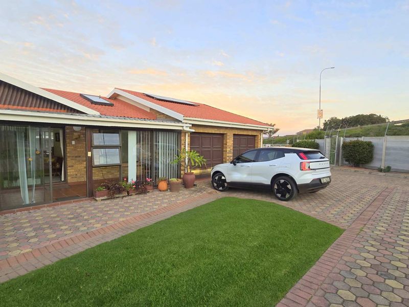 Retirement Village - Fonteine Park - Two Bedroom Home for Sale in a Lifestyle Estate for over 50's! - Photo 2