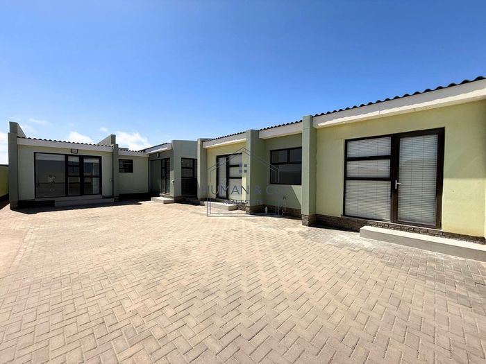 Property #2462020, House For Sale in Meersig