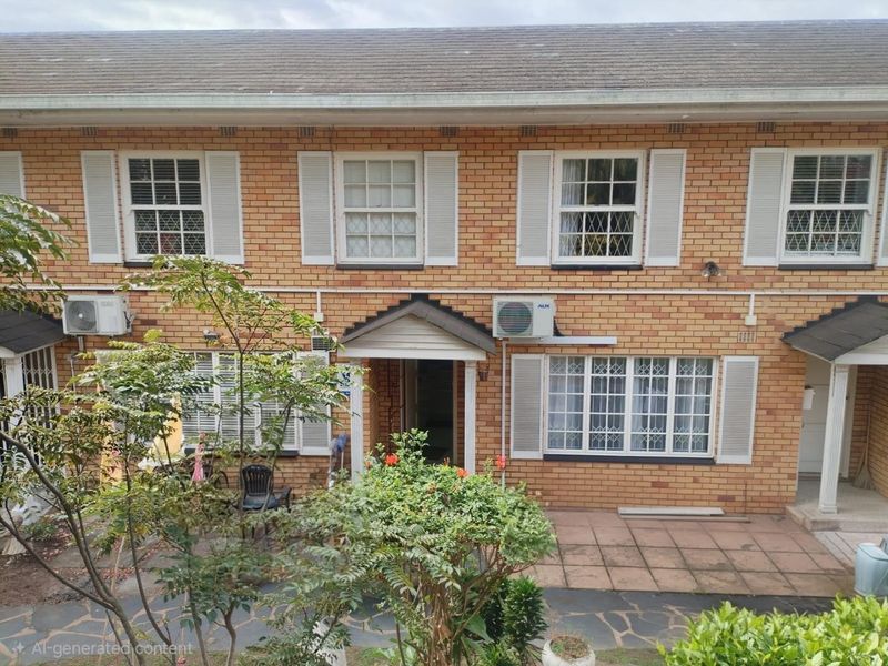 Three Bedroom Family Home with Pool and Scenic Views in Escombe - Photo 1