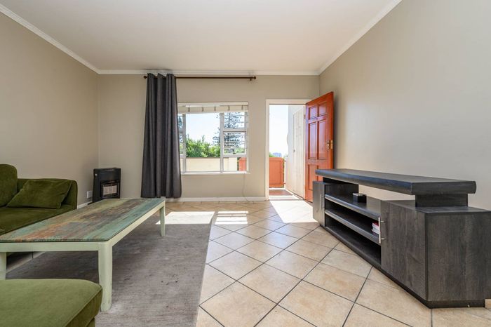 Property #2388943, Apartment For Sale in Humewood