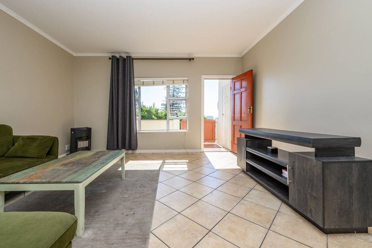 All of this for under 1 Million! Serious Seller! Priced Right to Sell Fast! - Photo 3