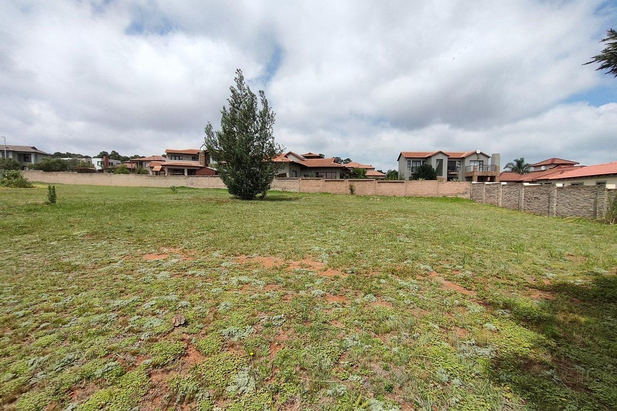 Beautiful Stand Situated Within Well Managed Estate - Photo 5