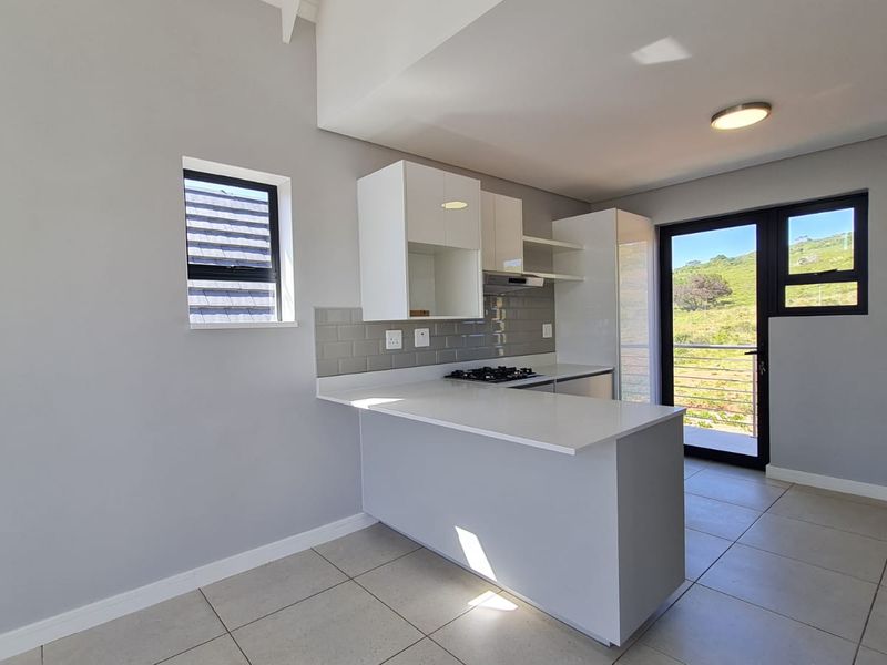 2 Bedroom Modern Apartment for long term rental - Photo 5