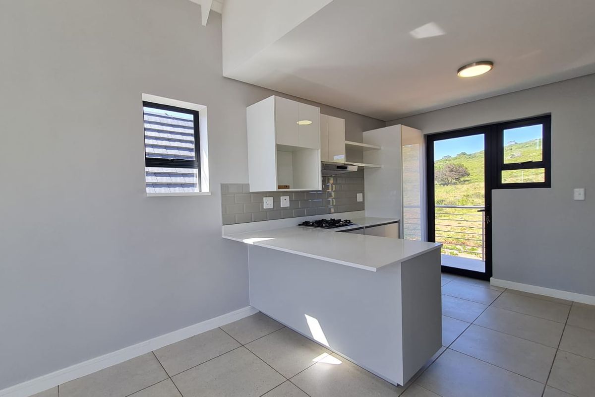 2 Bedroom Modern Apartment for long term rental - Photo 5