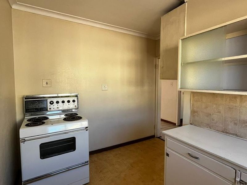 2 Bedroom Apartment in the heart of North End - Photo 9