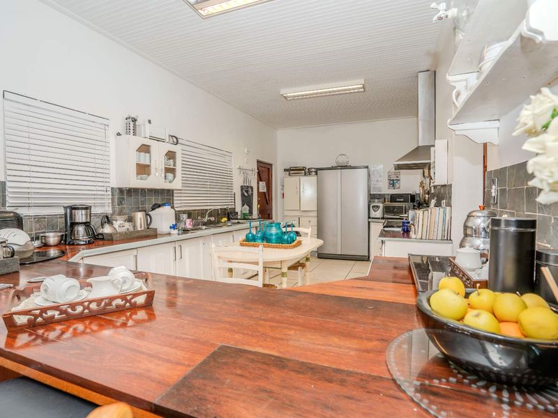 8 Bedroom House for sale in Country Club - Photo 9