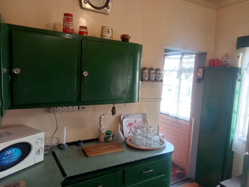 House for sale in South Hills - Photo 6