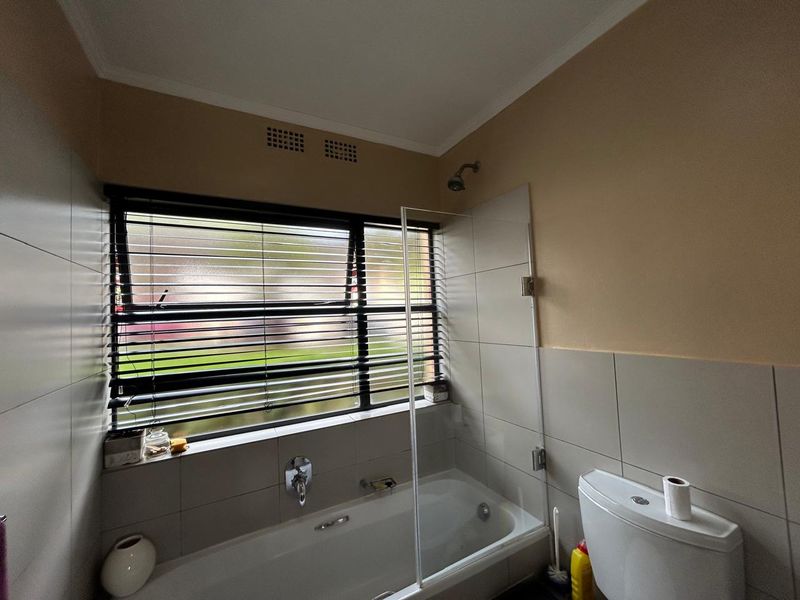 LIFE STYLE ESTATE LIVING - Photo 9