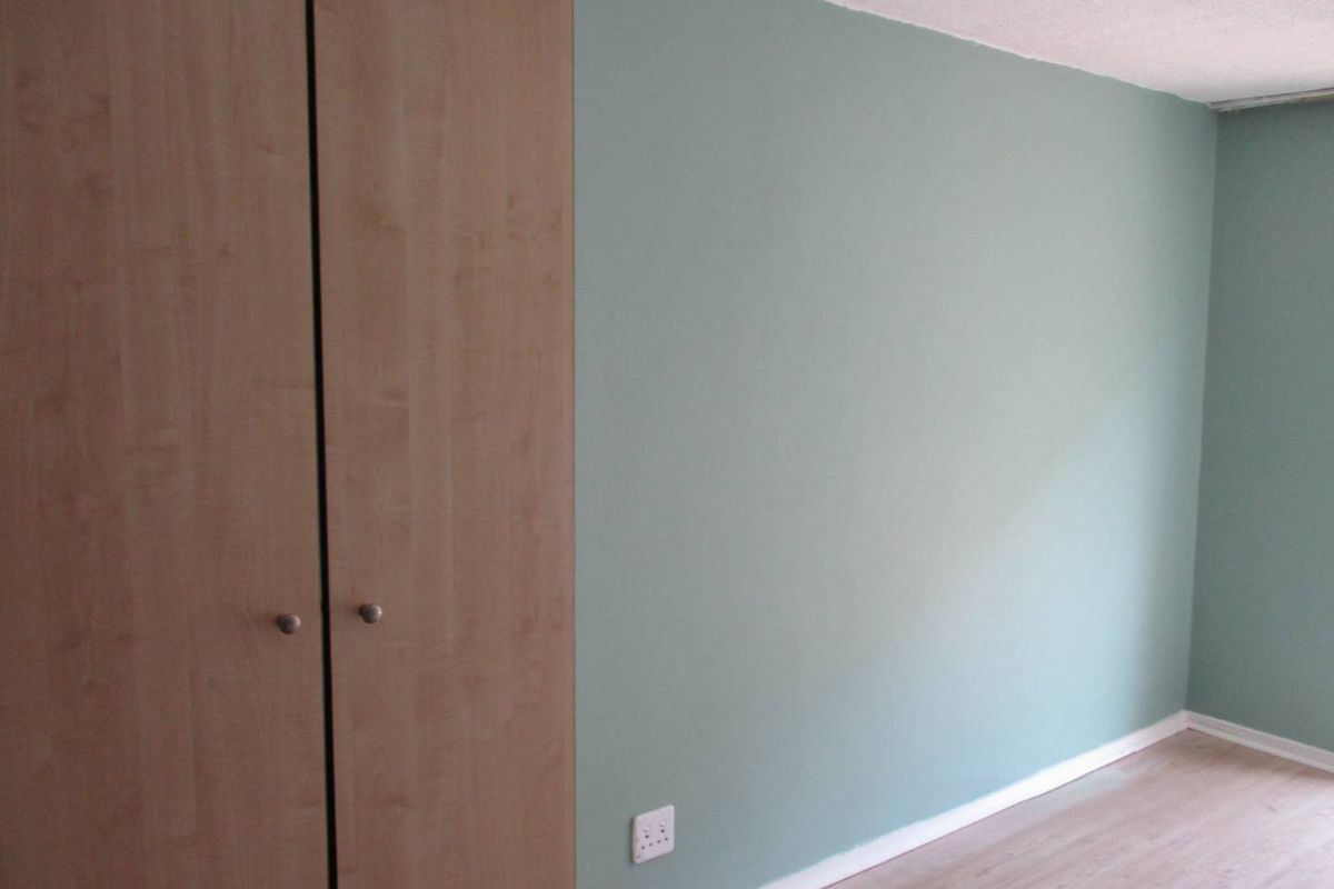 BACHELOR APARTMENT - Photo 3