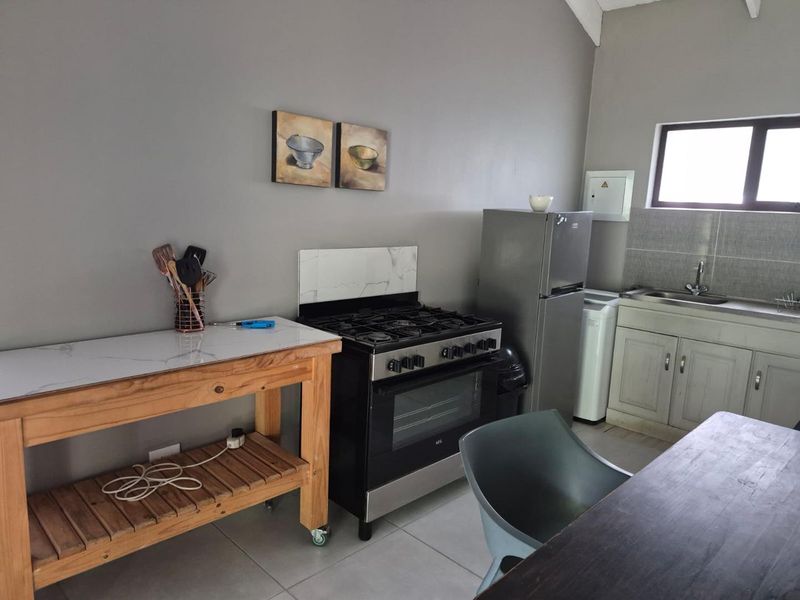 Elegant bushveld living in kampersrus - Photo 5