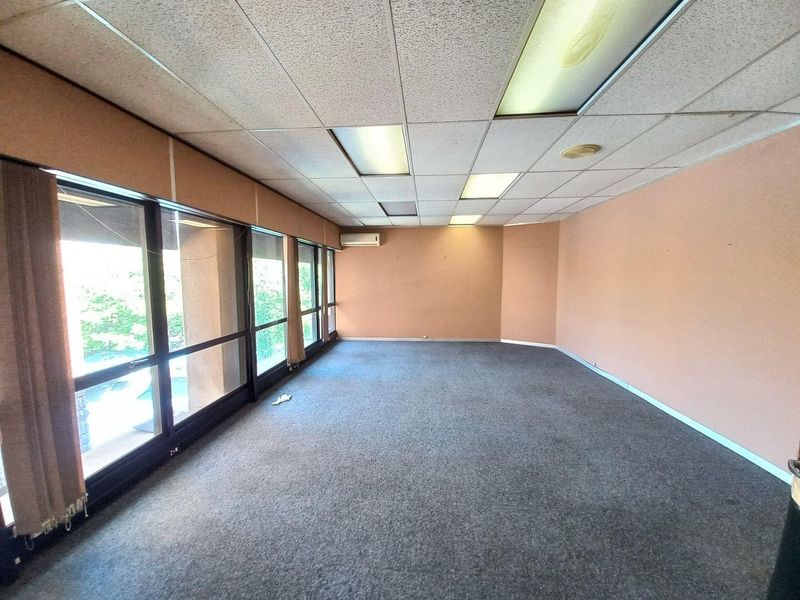 877m2 Alrode Office To Let - Photo 5