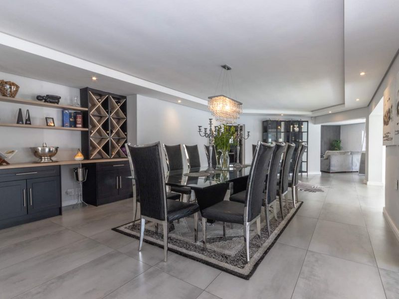 EXTRAVAGANT COASTAL HOME IN SUNSET BEACH FOR RENT - Photo 9