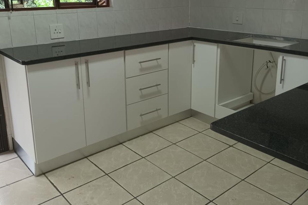 Spacious Living in a Central, Safe Complex! - Photo 5